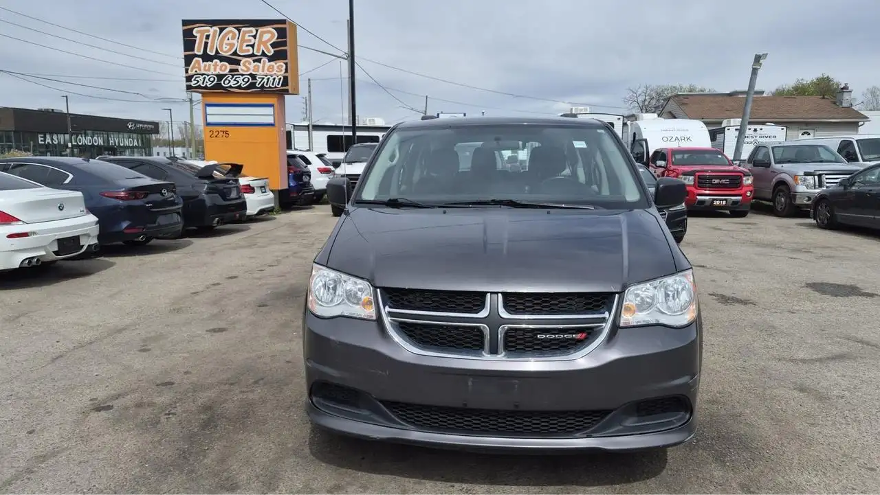 Dodge Grand Caravan снимка Dodge Grand Caravan