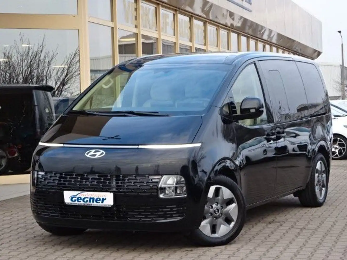 Hyundai STARIA 177PS Autm. Prime Navi ACC 9-Sitze Schwarz - 2