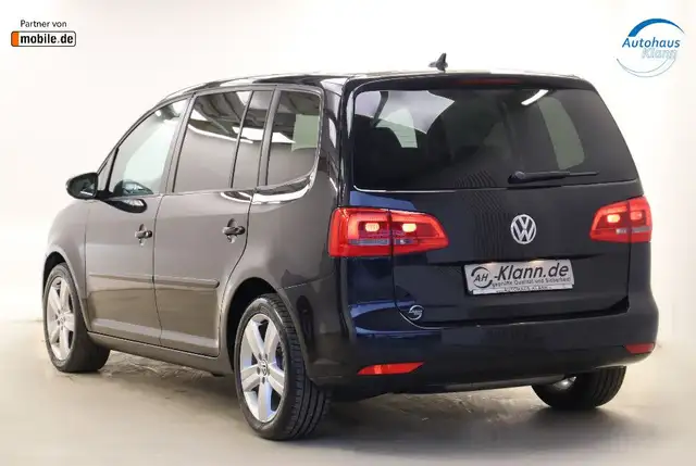 Volkswagen Touran view 6