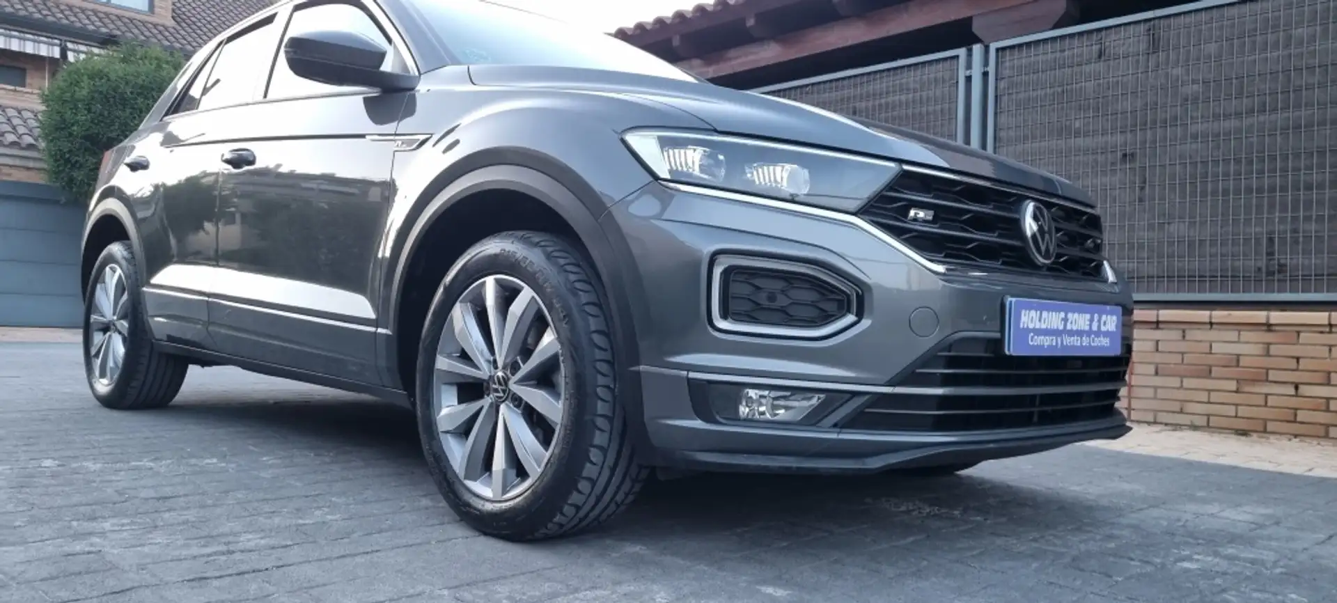 Volkswagen T-Roc 2.0TDI Advance R-Line 85kW Gris - 1