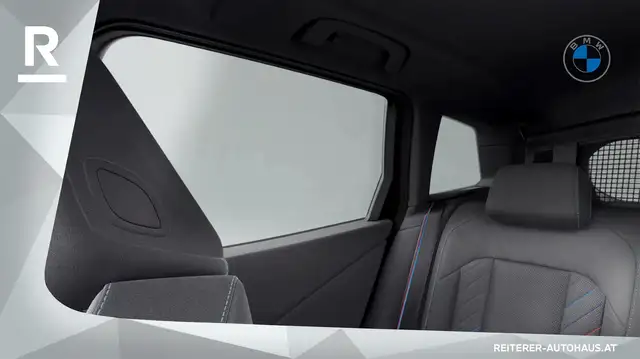 BMW X3 view 12