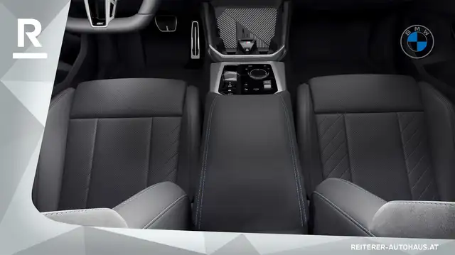 BMW X3 view 10