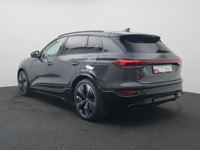 Audi Q6 E-Tron view 5