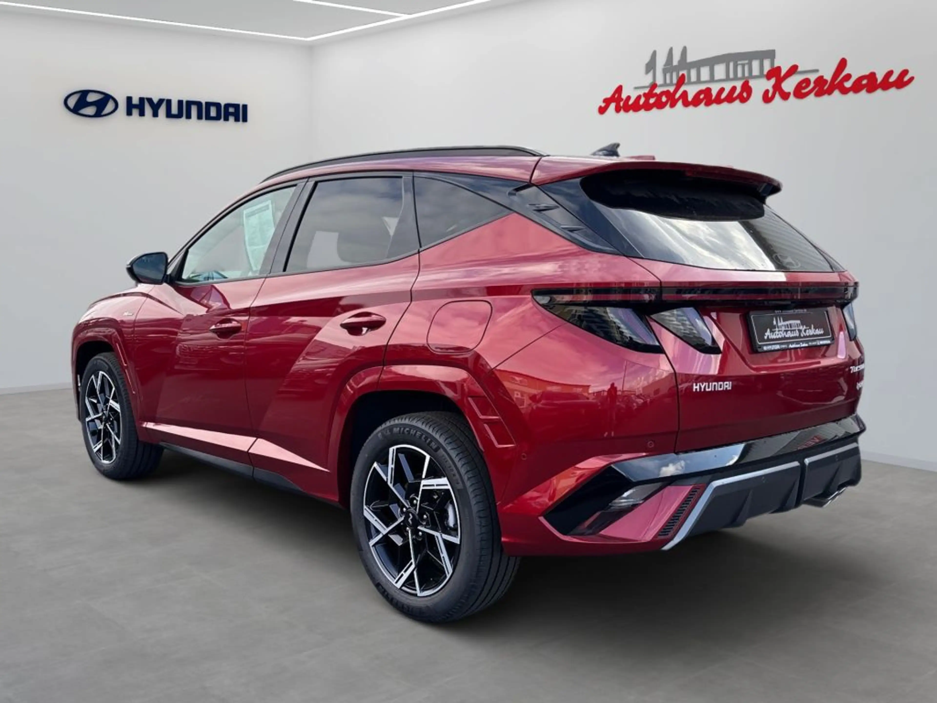 Hyundai TUCSON 1.6 T-GDi HEV 2WD N Line X (NX4e) — photo 4