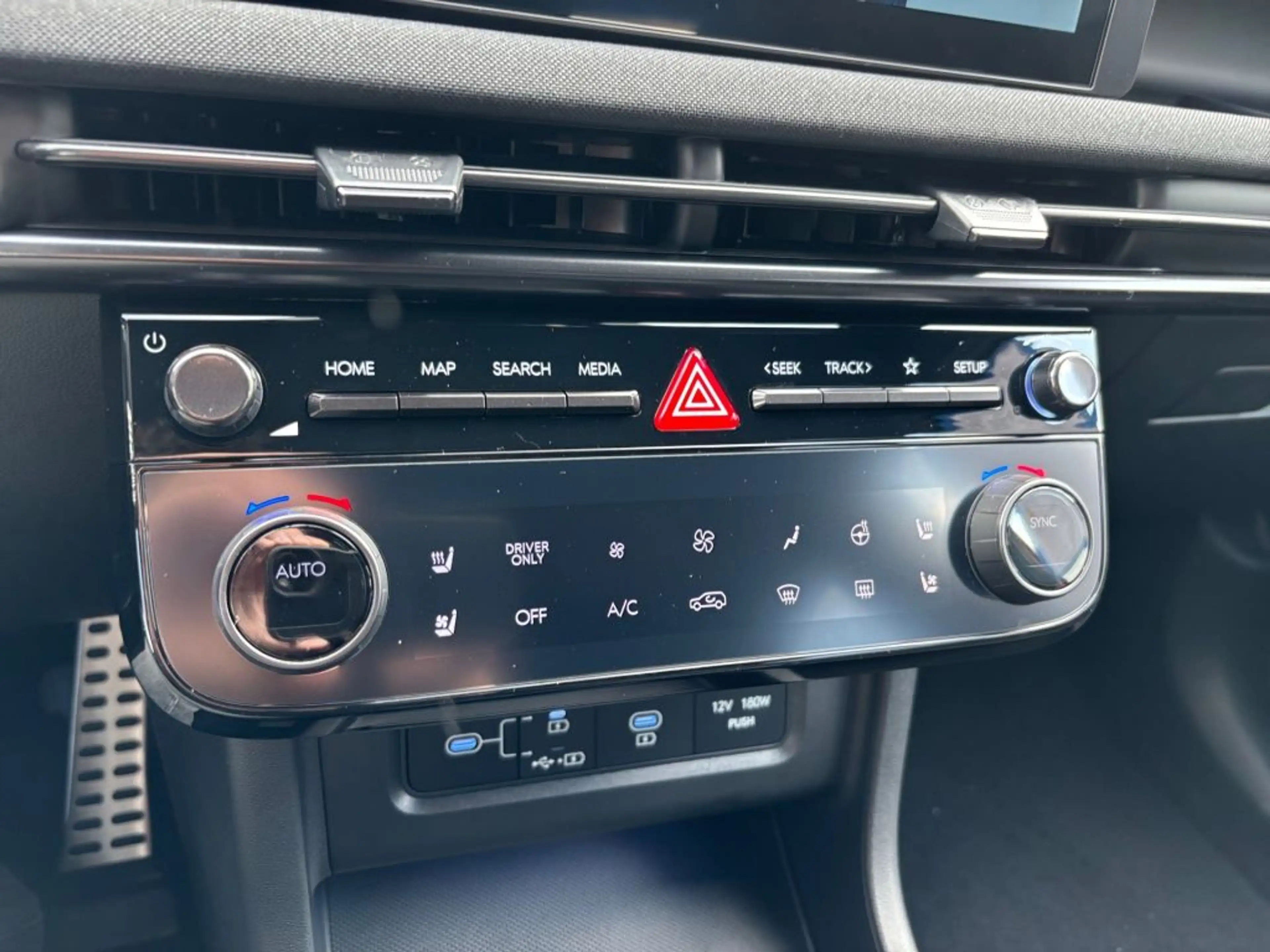 Hyundai TUCSON 1.6 T-GDi HEV 2WD N Line X (NX4e) — photo 17