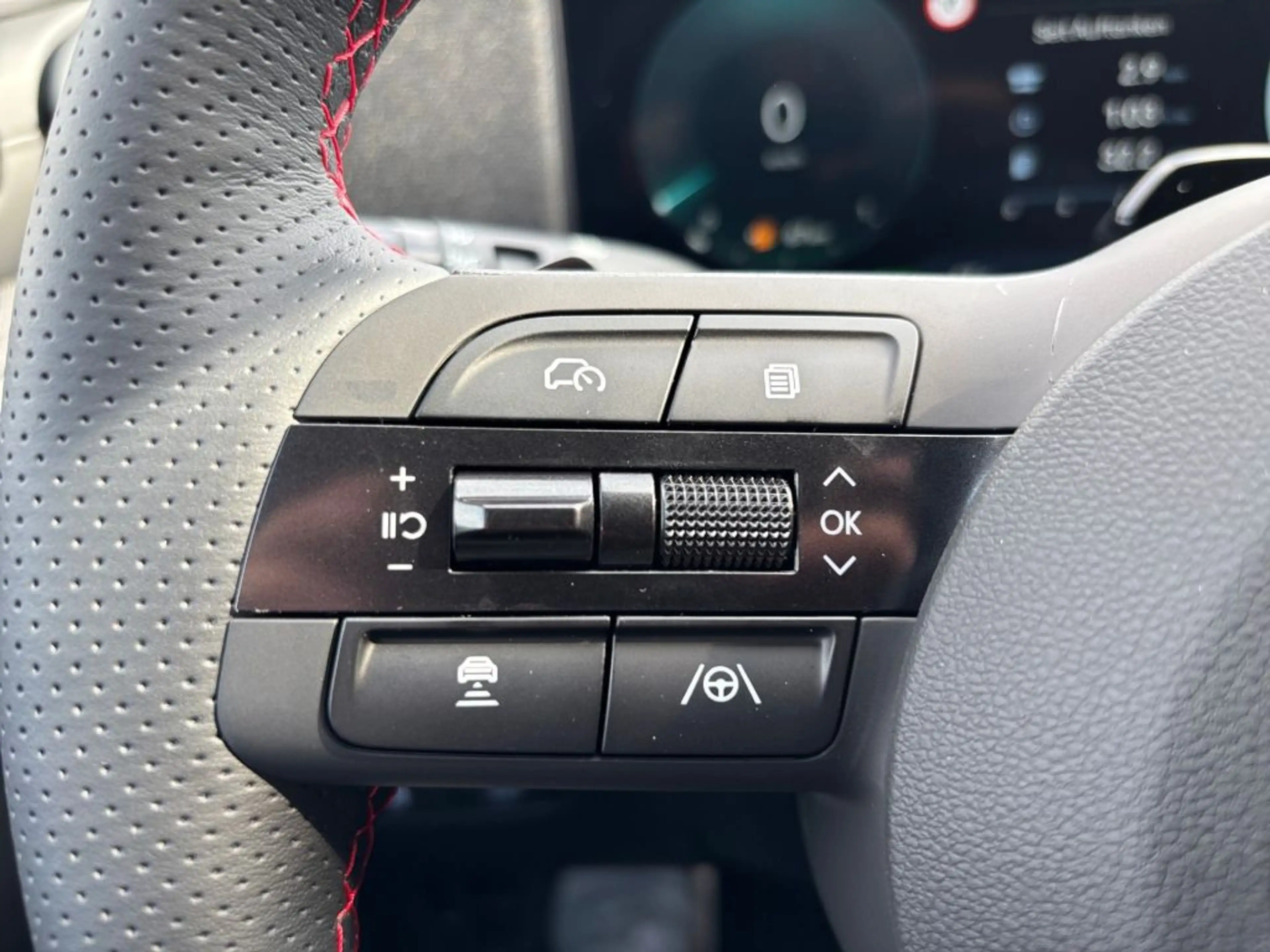 Hyundai TUCSON 1.6 T-GDi HEV 2WD N Line X (NX4e) — photo 21
