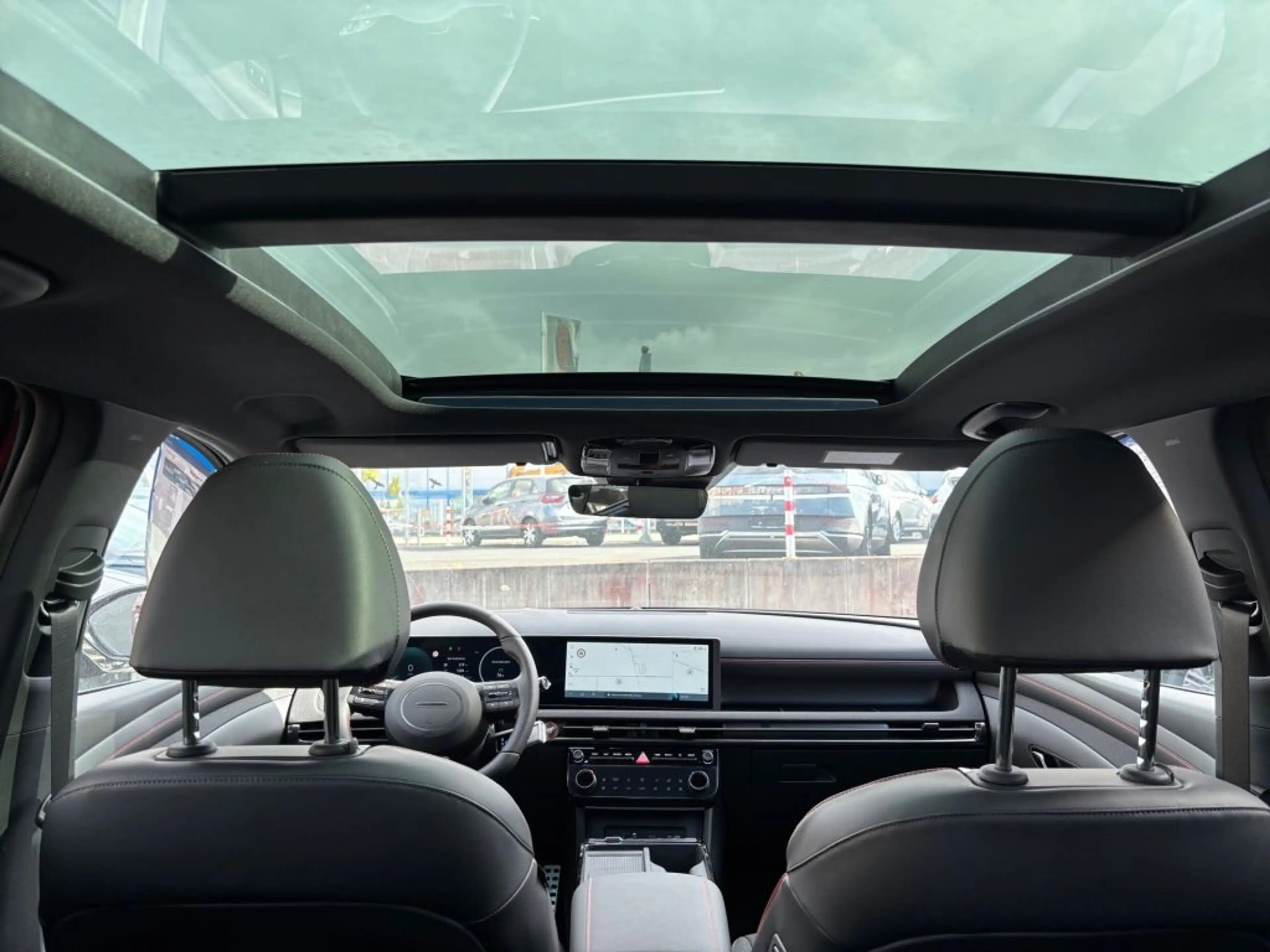 Hyundai TUCSON 1.6 T-GDi HEV 2WD N Line X (NX4e) — photo 28