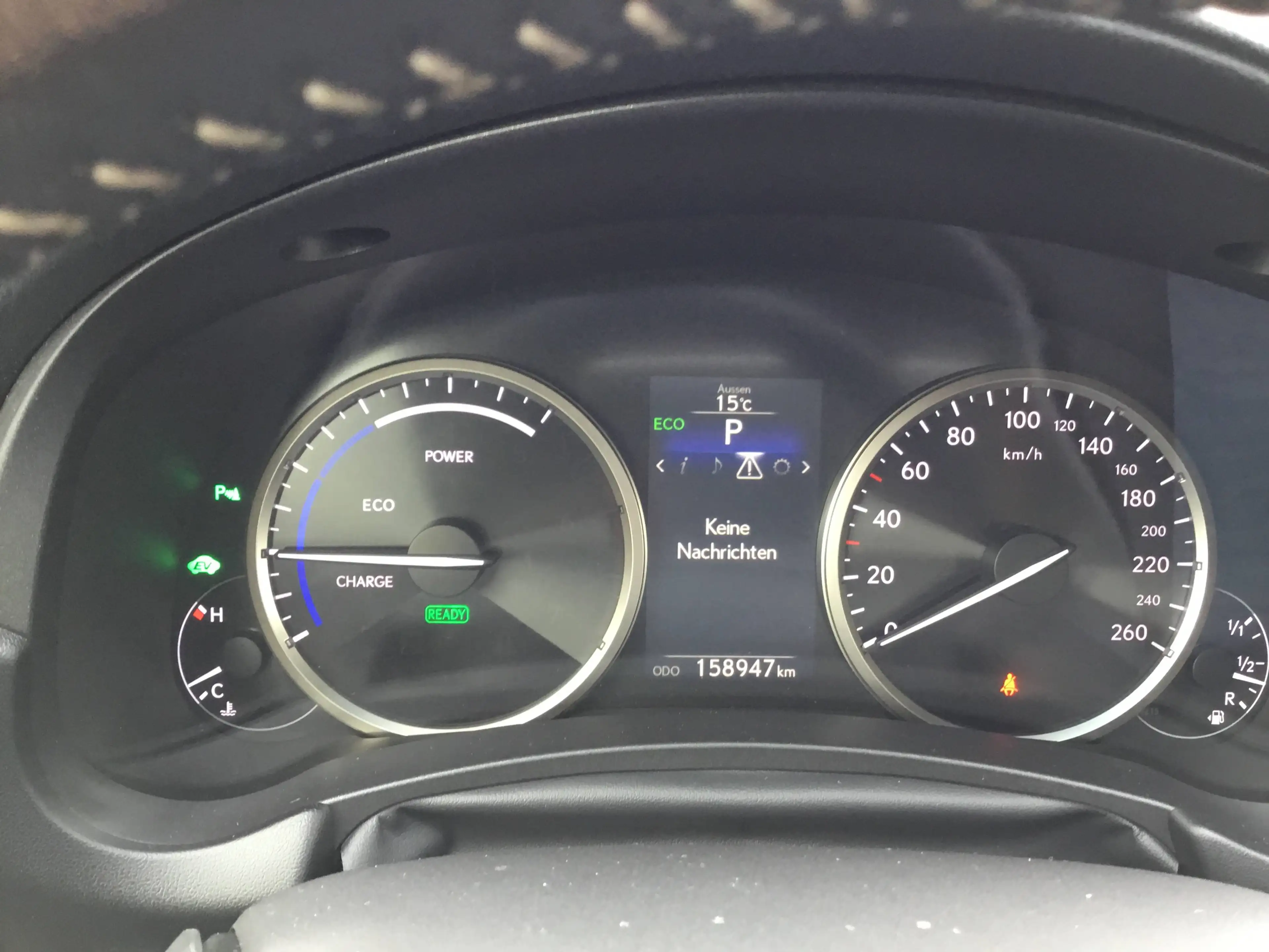 Lexus NX 300h Limited Hybrid Aut. — photo 15