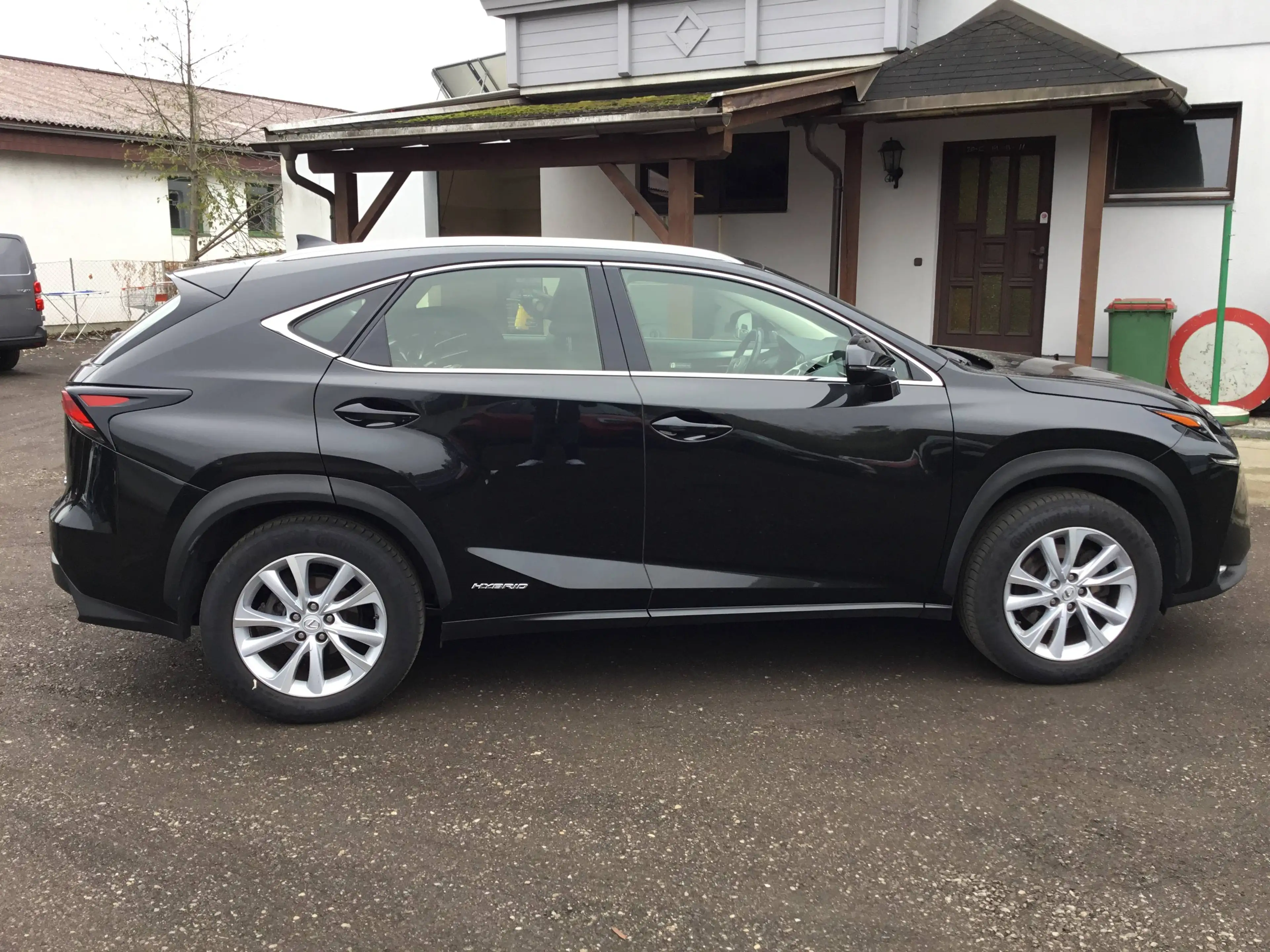 Lexus NX 300h Limited Hybrid Aut. — photo 6