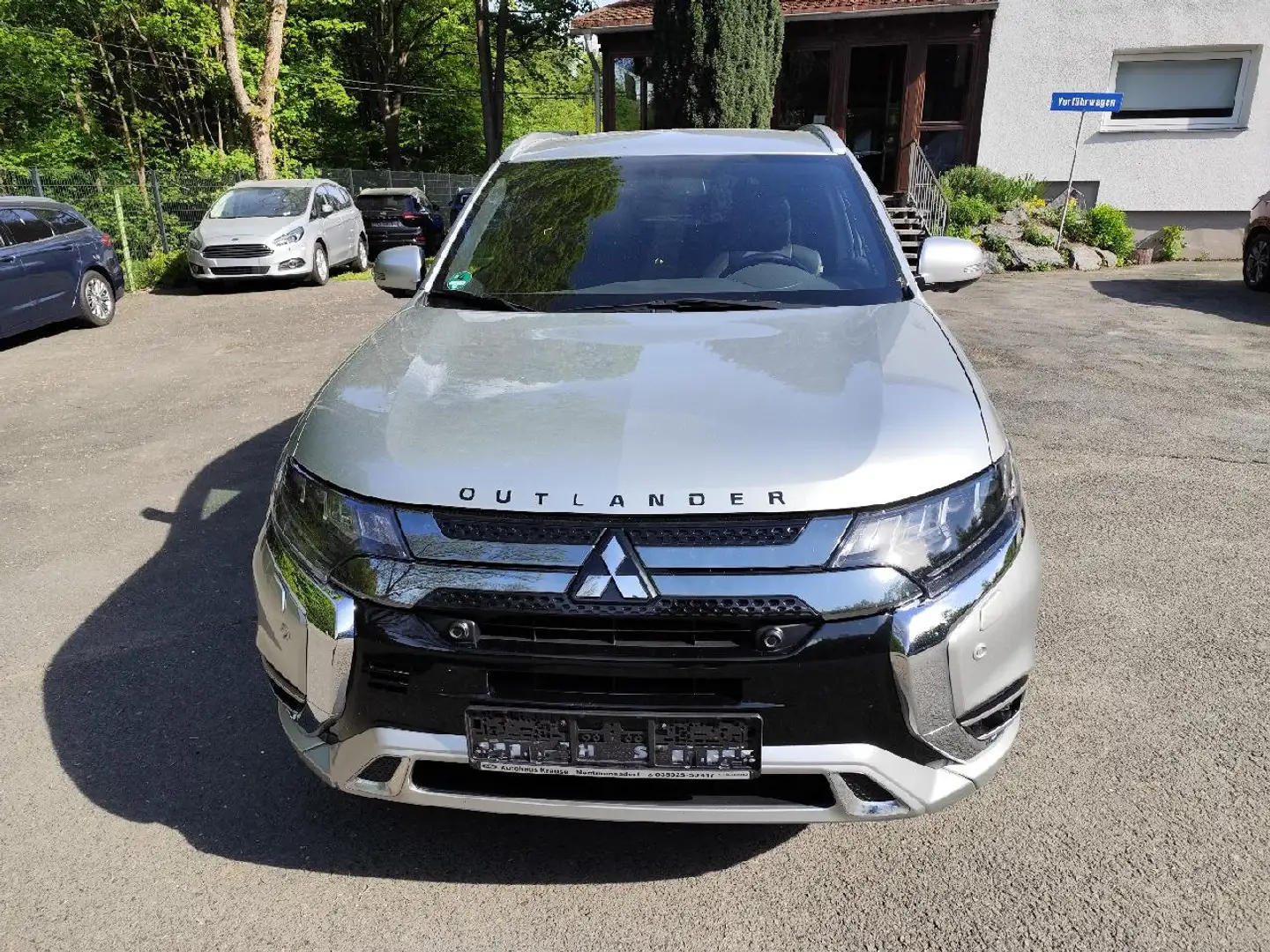 Mitsubishi Outlander PHEV Plus Spirit 4WD - 1
