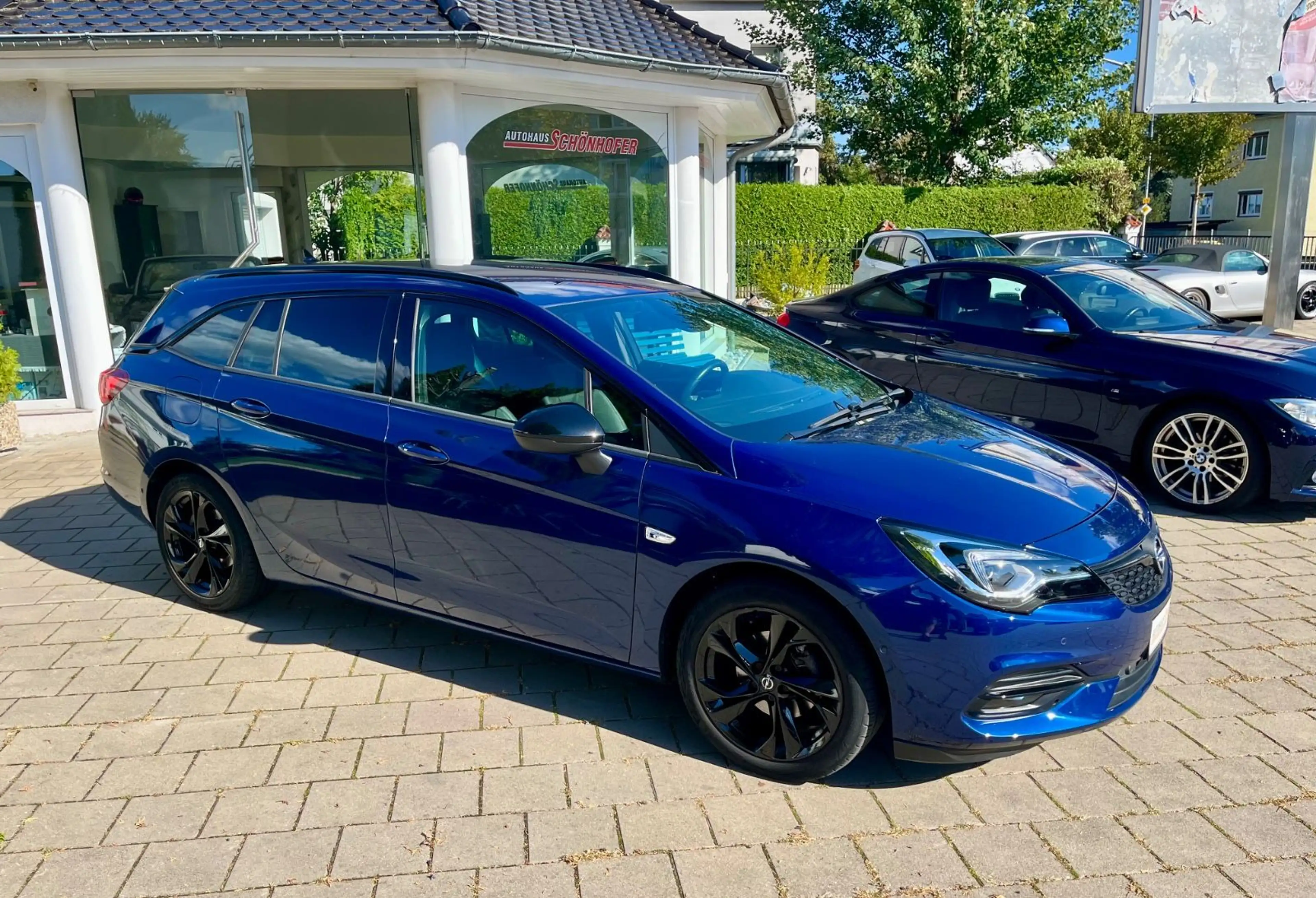 Opel Astra Ultimate org. 58`SHZ MFL ACC Auto.LED 1.Hd — photo 3