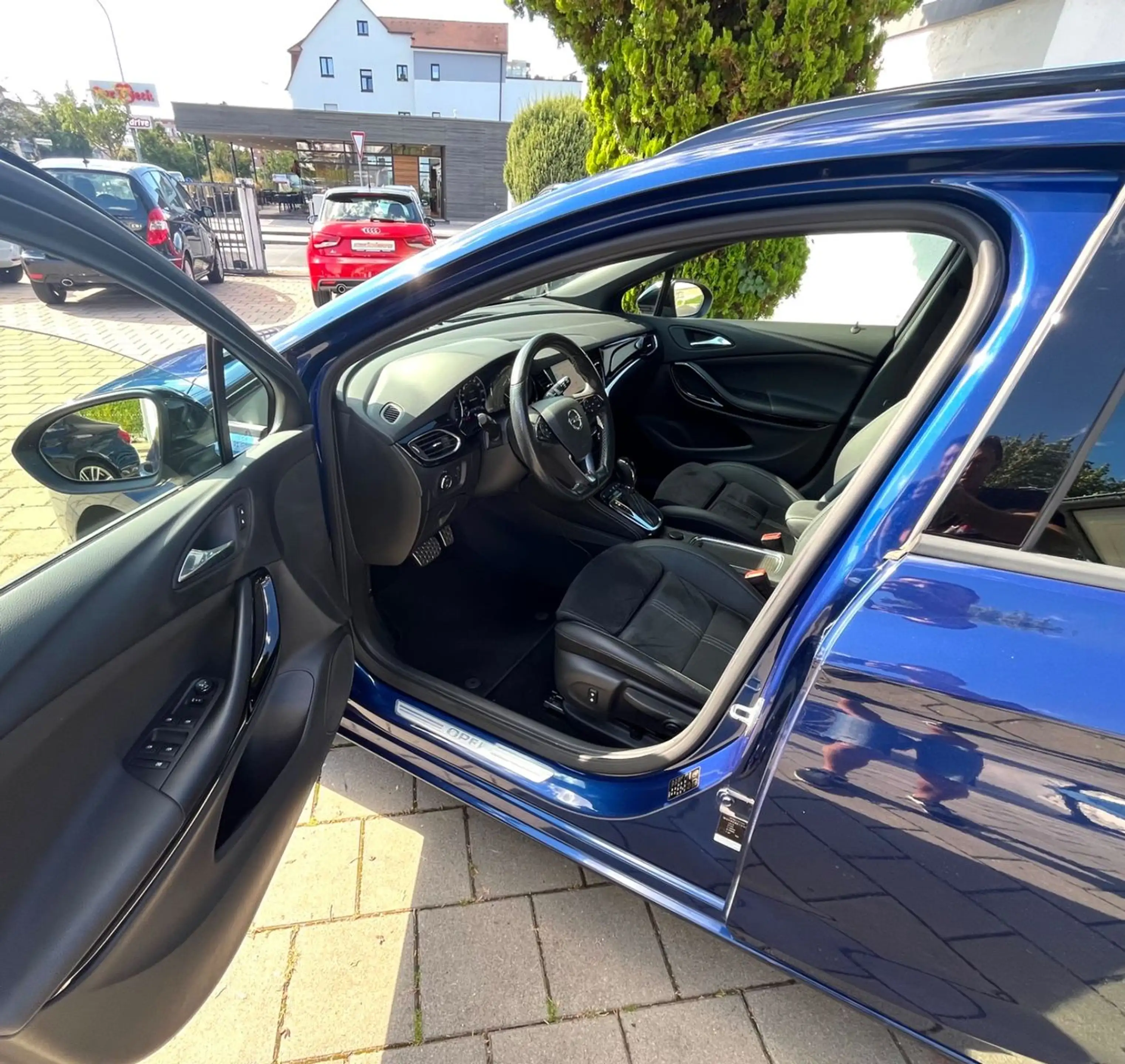 Opel Astra Ultimate org. 58`SHZ MFL ACC Auto.LED 1.Hd — photo 7
