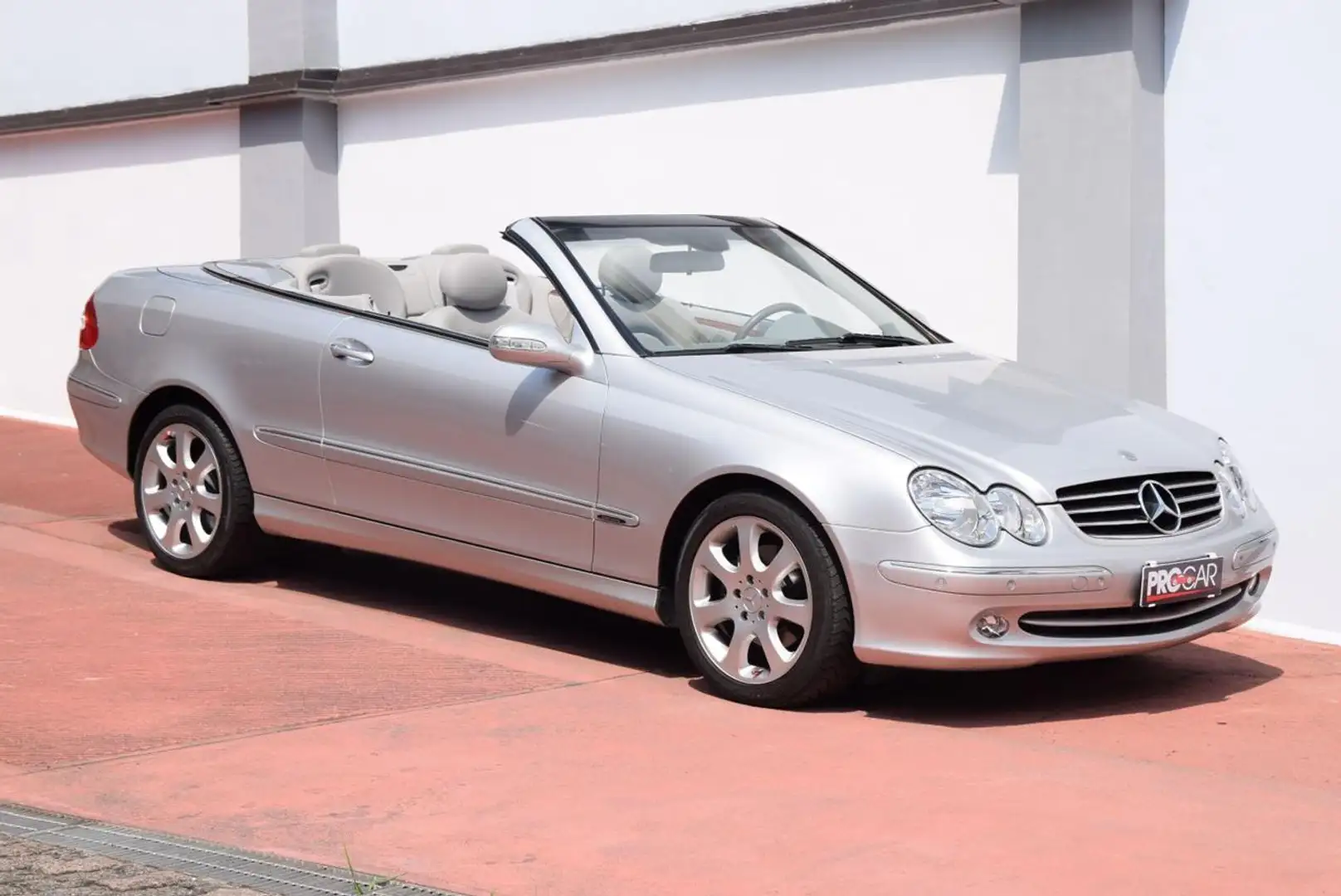Mercedes-Benz CLK 200 Kompr Cabrio PERFETTA (uniproprietario, Km Cert) Argintiu - 1