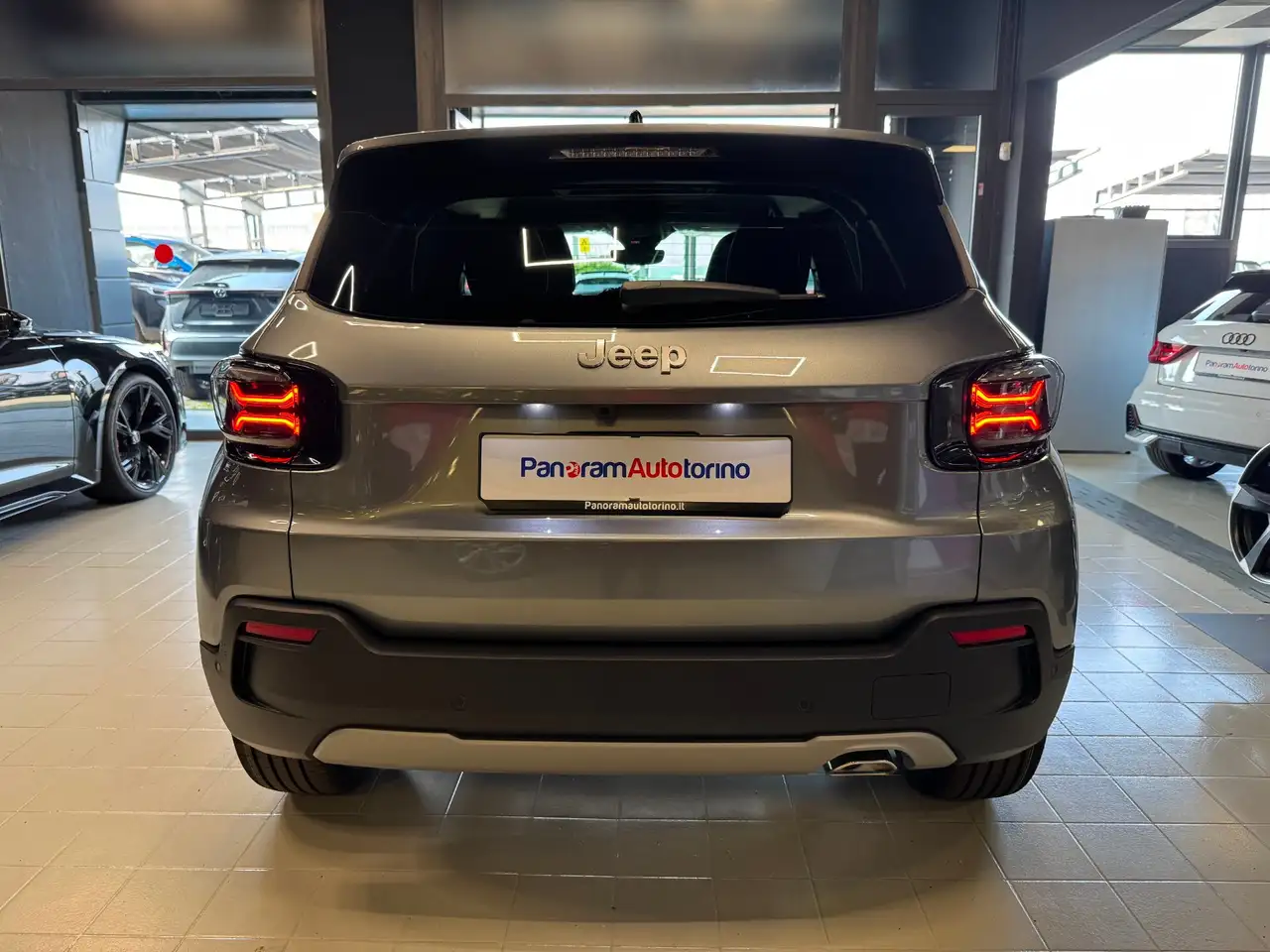 Jeep Avenger 1.2 Turbo 100 CV Summit, миниатюра 5