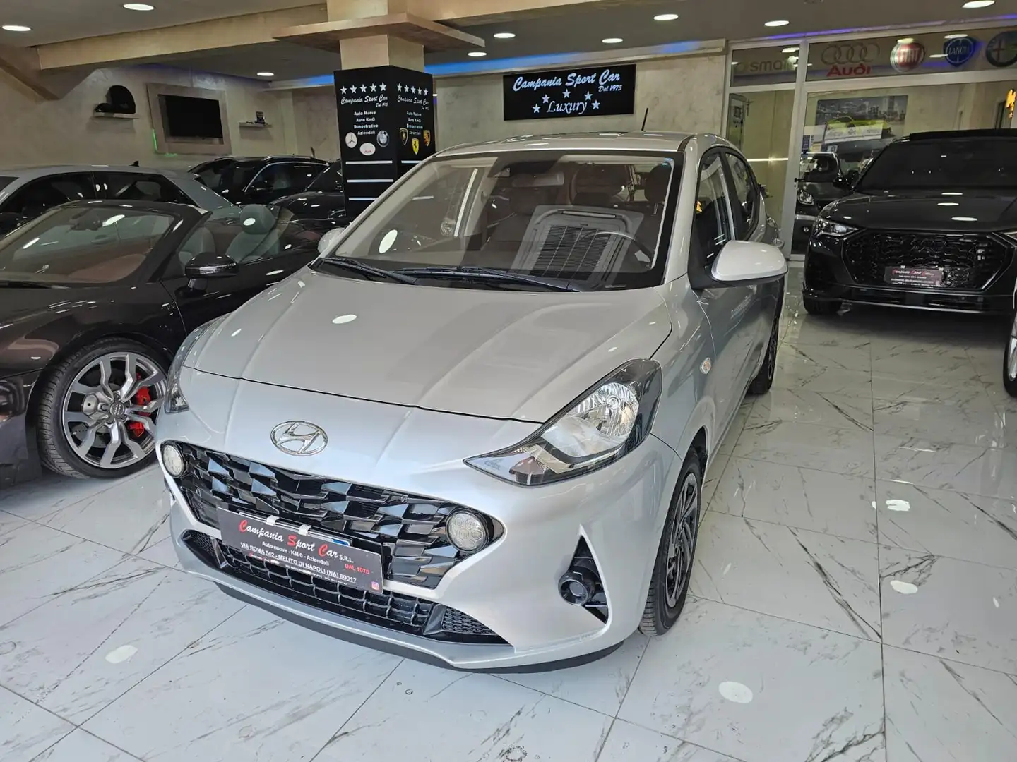 Hyundai i10 1.0 ADVANCED 67CV (POSSIBILITA' GPL) - ITALIANA Argento - 1