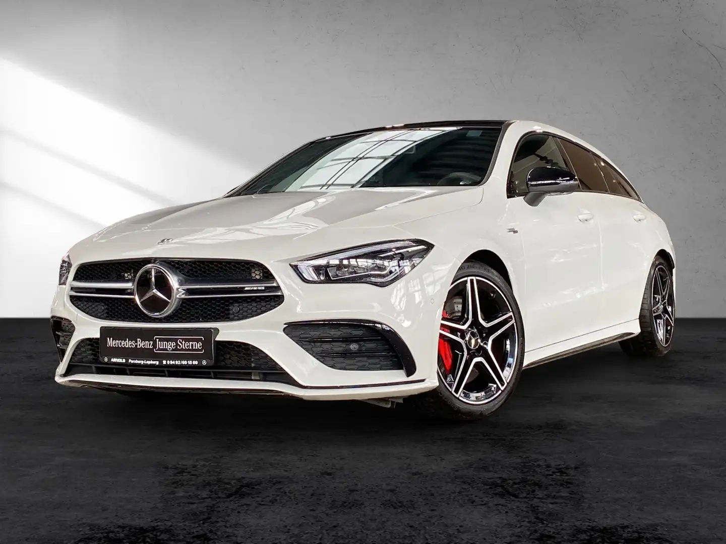 Mercedes-Benz CLA 35 AMG Mercedes-AMG CLA 35 4M SB AHK Pano HUD Dist 360° Blanc - 2