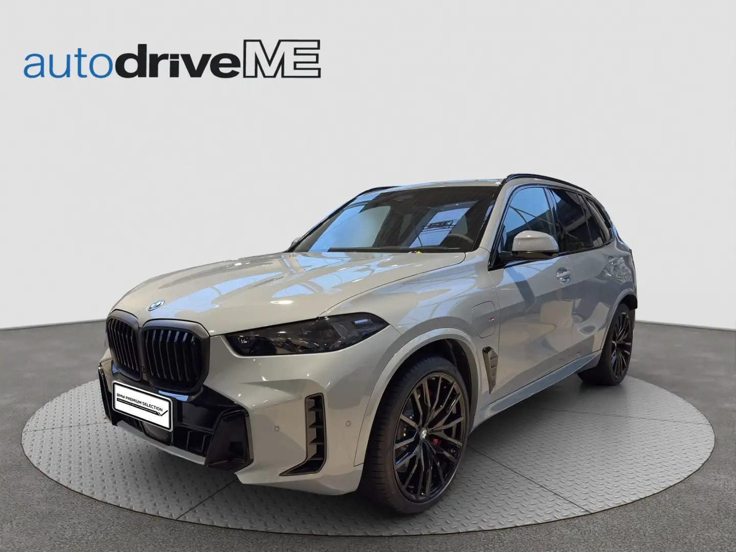 BMW X5 xDrive50e Grau - 1
