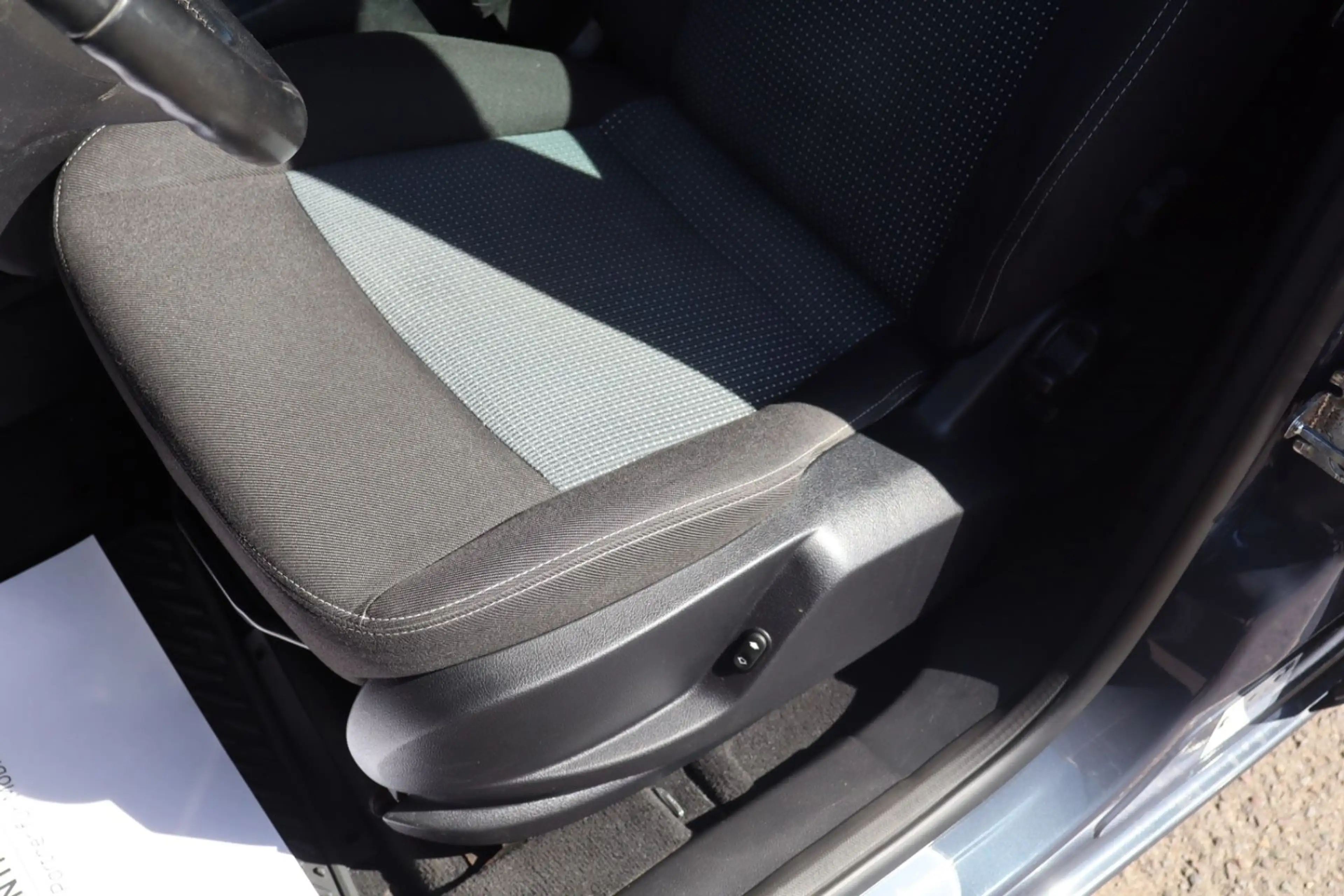 Ford Galaxy Trend 7 Sitzer+TÜV+Garantie+Service — photo 10