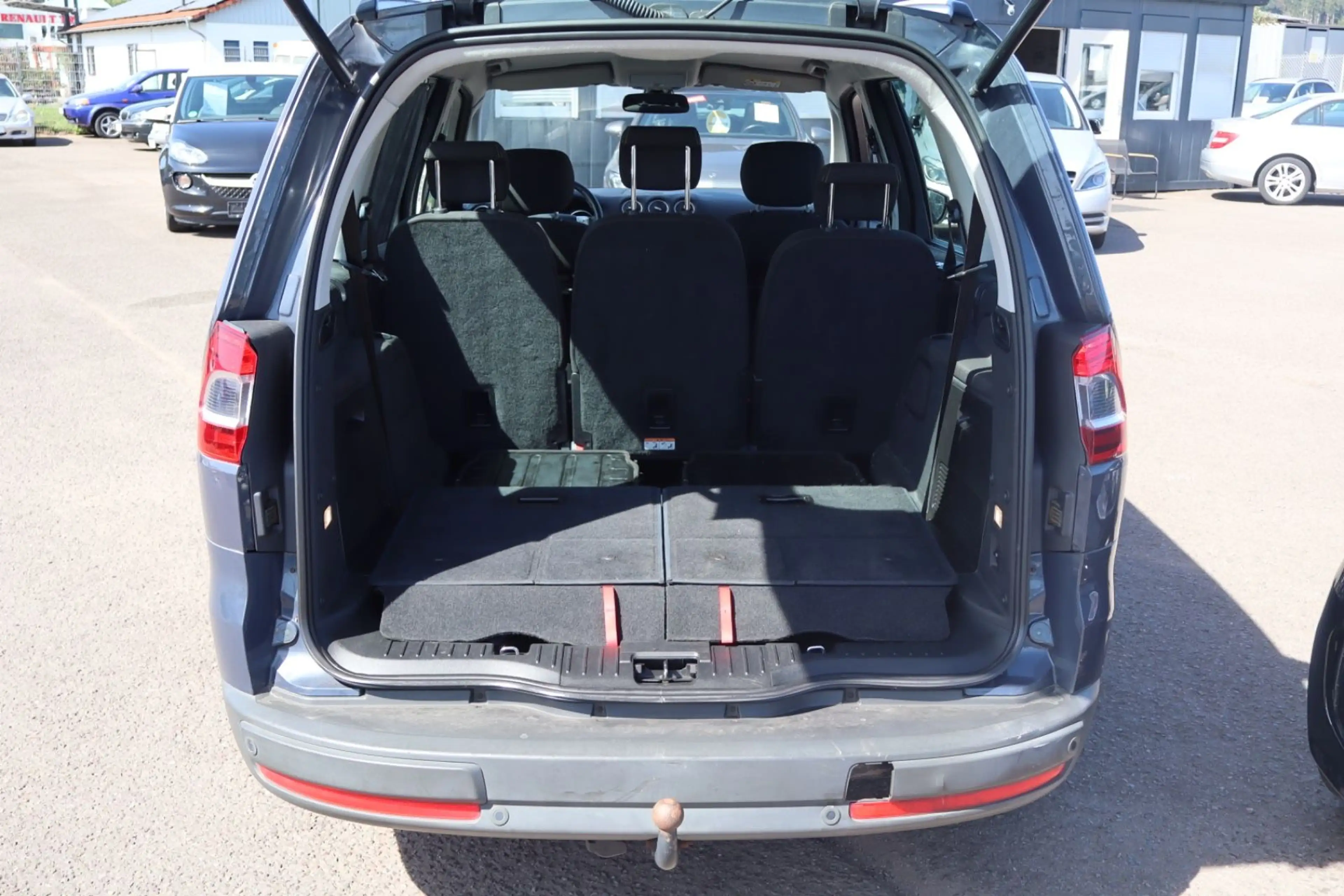 Ford Galaxy Trend 7 Sitzer+TÜV+Garantie+Service — photo 15