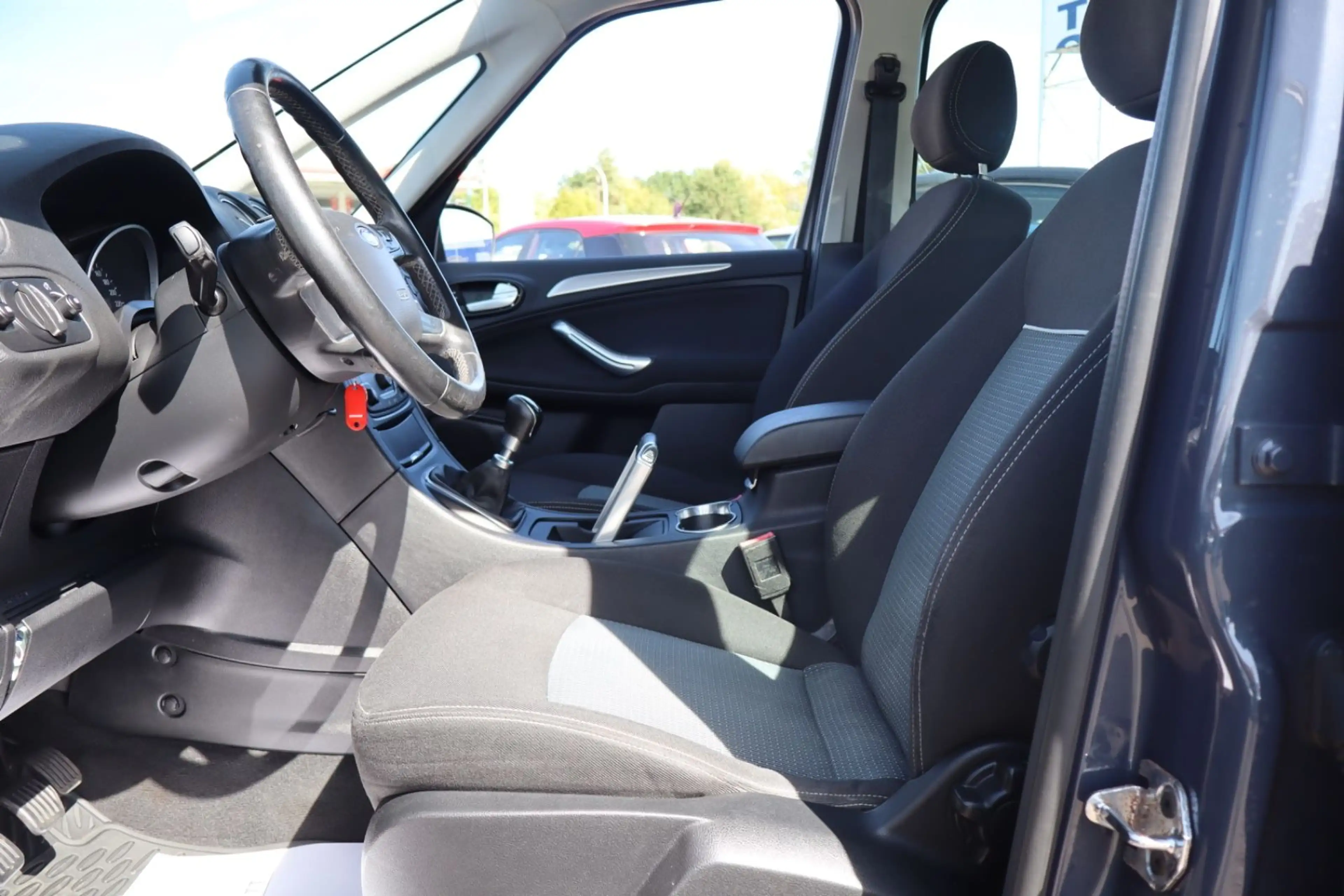 Ford Galaxy Trend 7 Sitzer+TÜV+Garantie+Service — photo 9