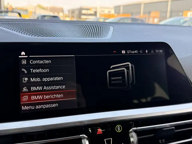 BMW 3 Series view 30
