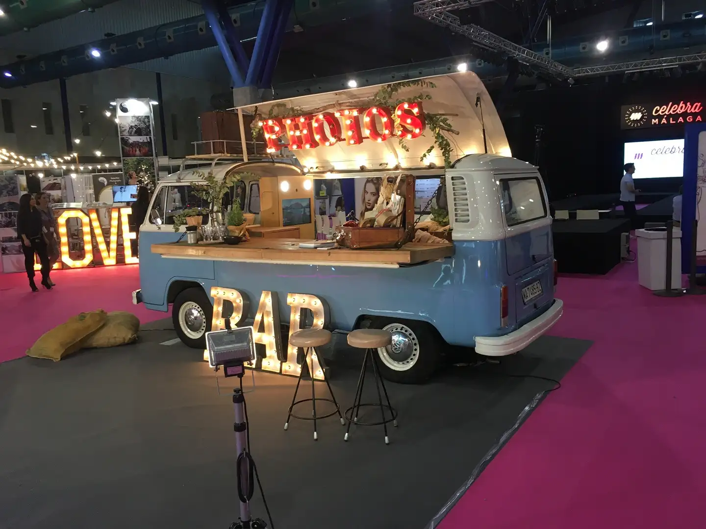 Volkswagen T2 Azul - 2