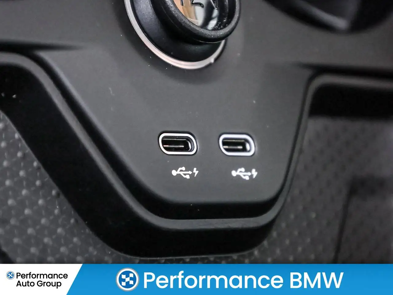 BMW iX photo BMW iX