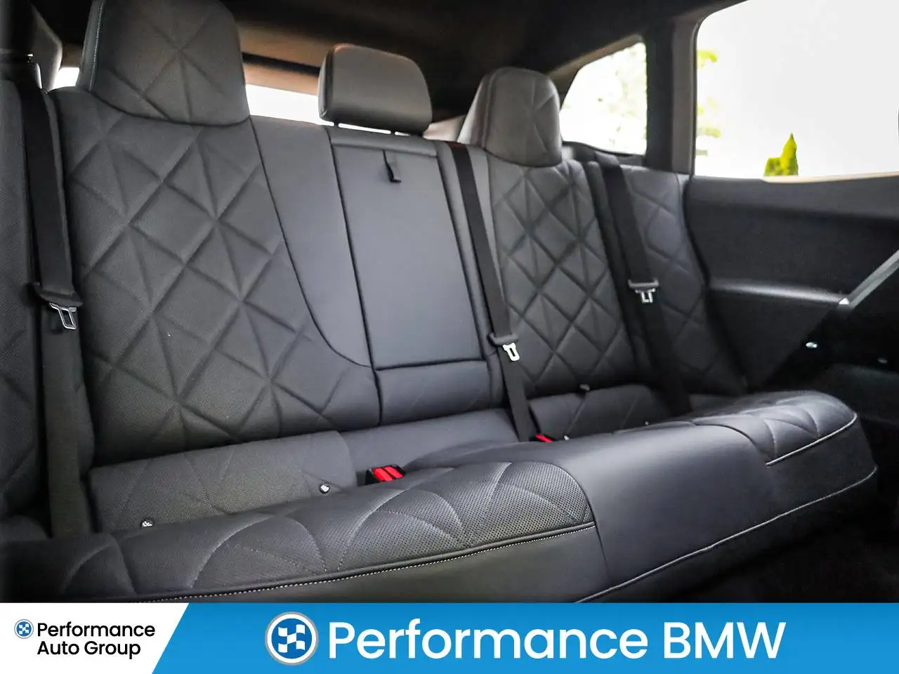 BMW iX photo BMW iX