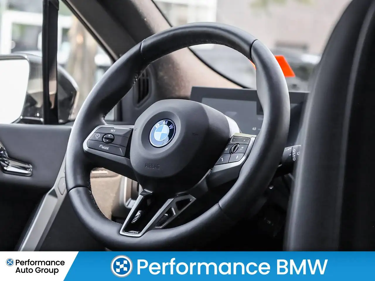 BMW iX photo BMW iX
