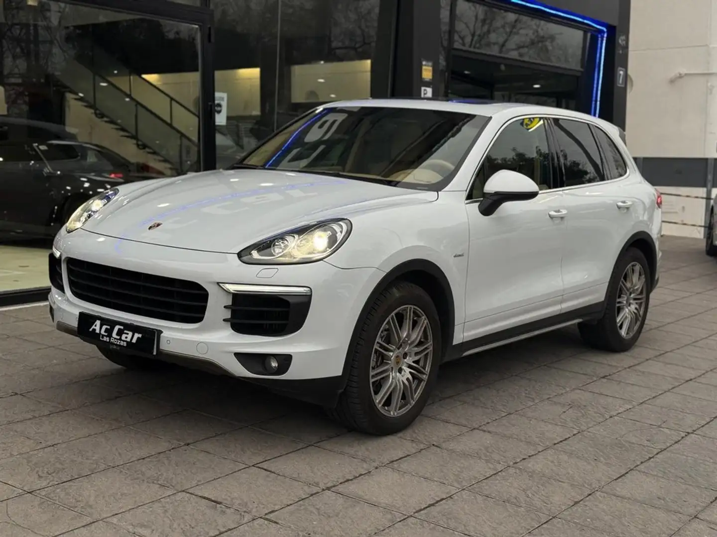 Porsche Cayenne Diesel Blanc - 2