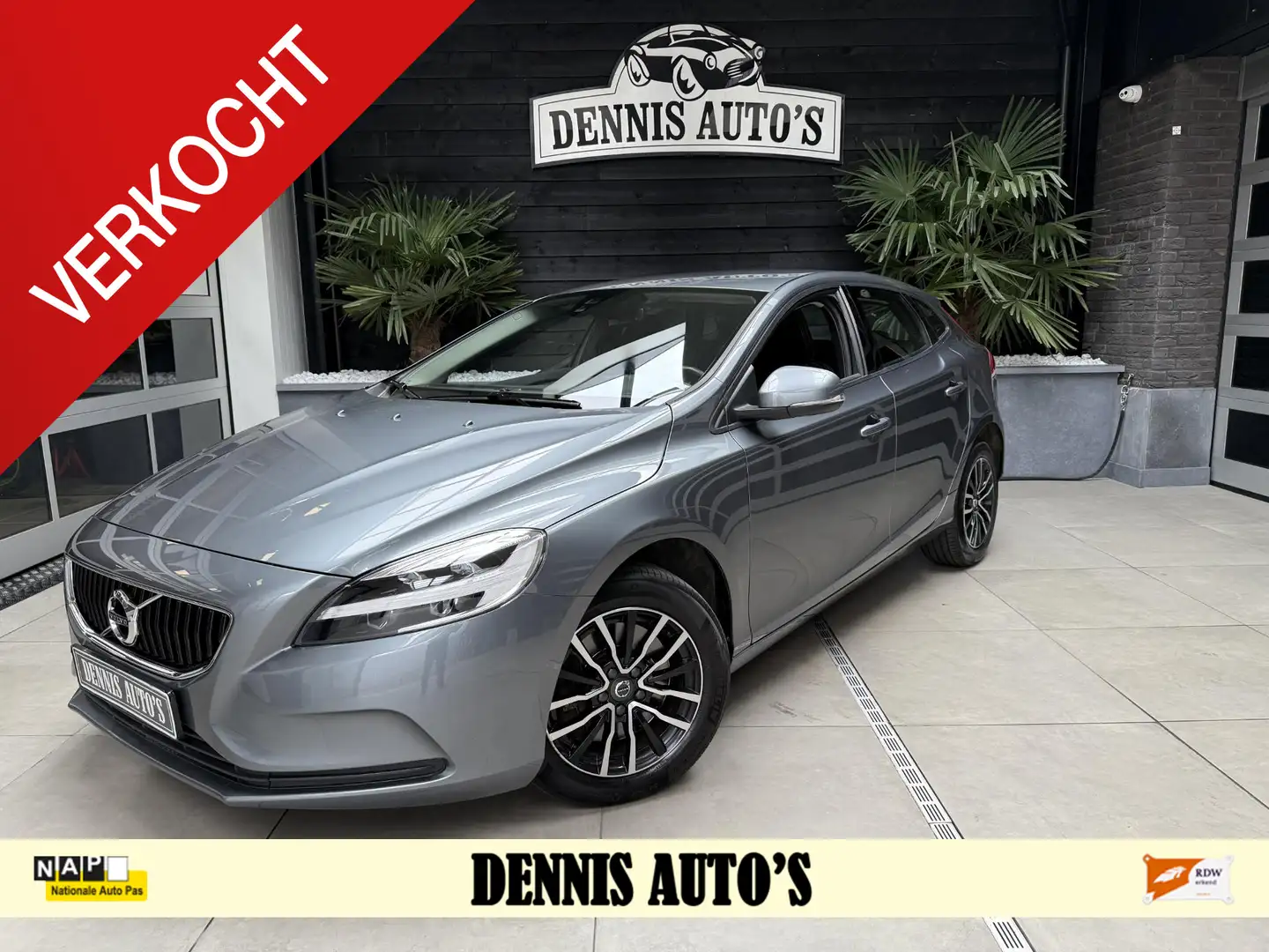 Volvo V40 1.5 T2 Inscription Automaat! Gris - 1