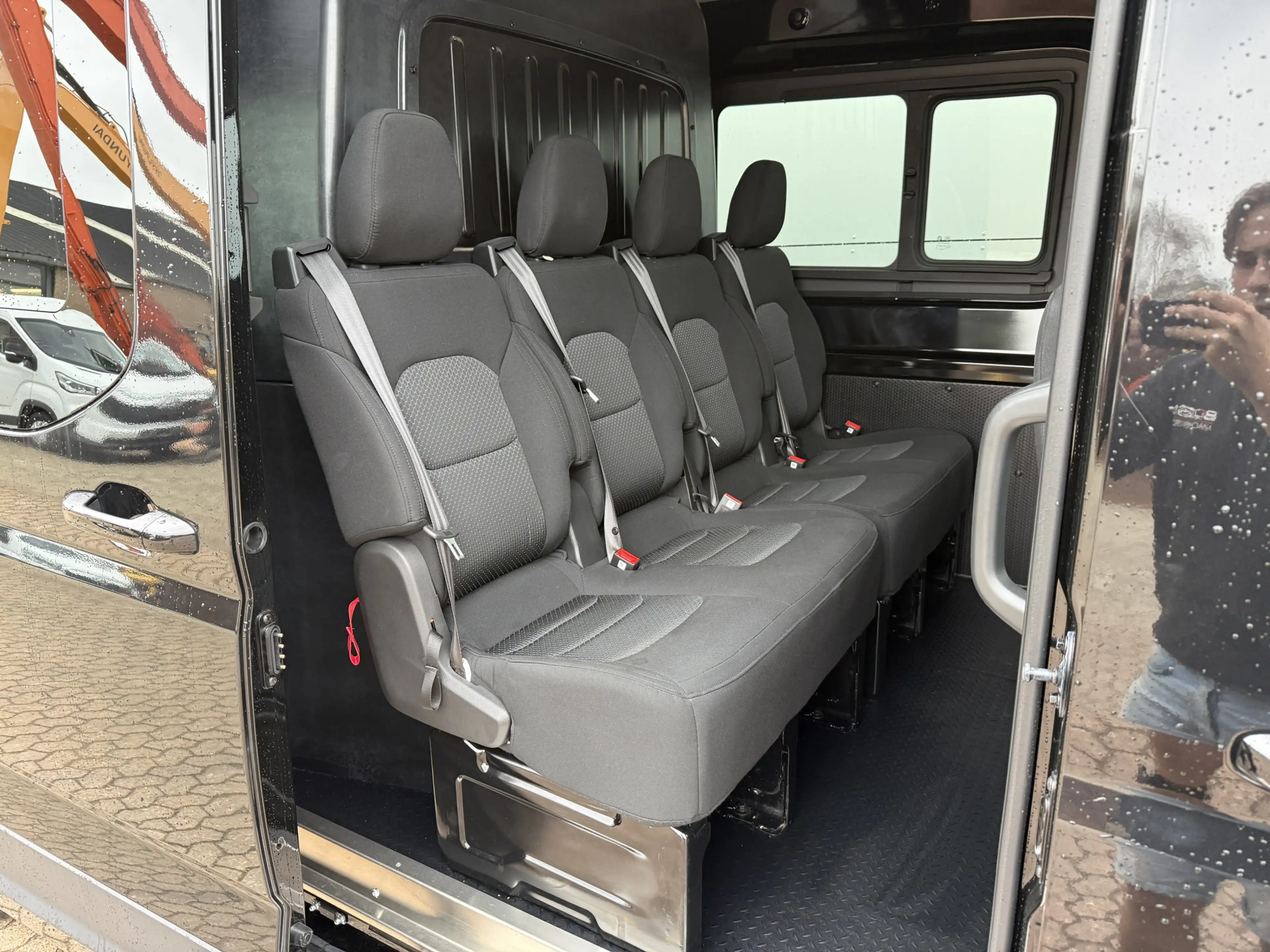 Maxus eDeliver 9 77kWh 204PK Nieuw model! Dubbele Cabine 7 Stoelen — photo 10