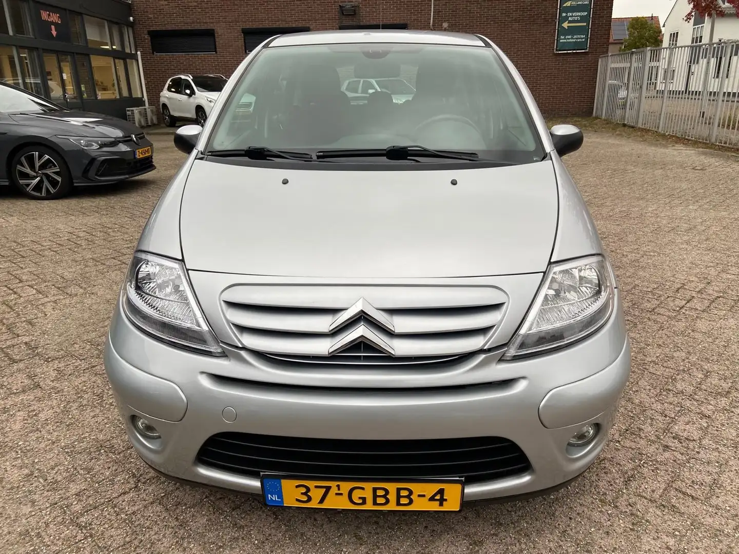 Citroen C3 1.6i-16V Exclusive Automaat - 125.144 Kilometer n. Gris - 2