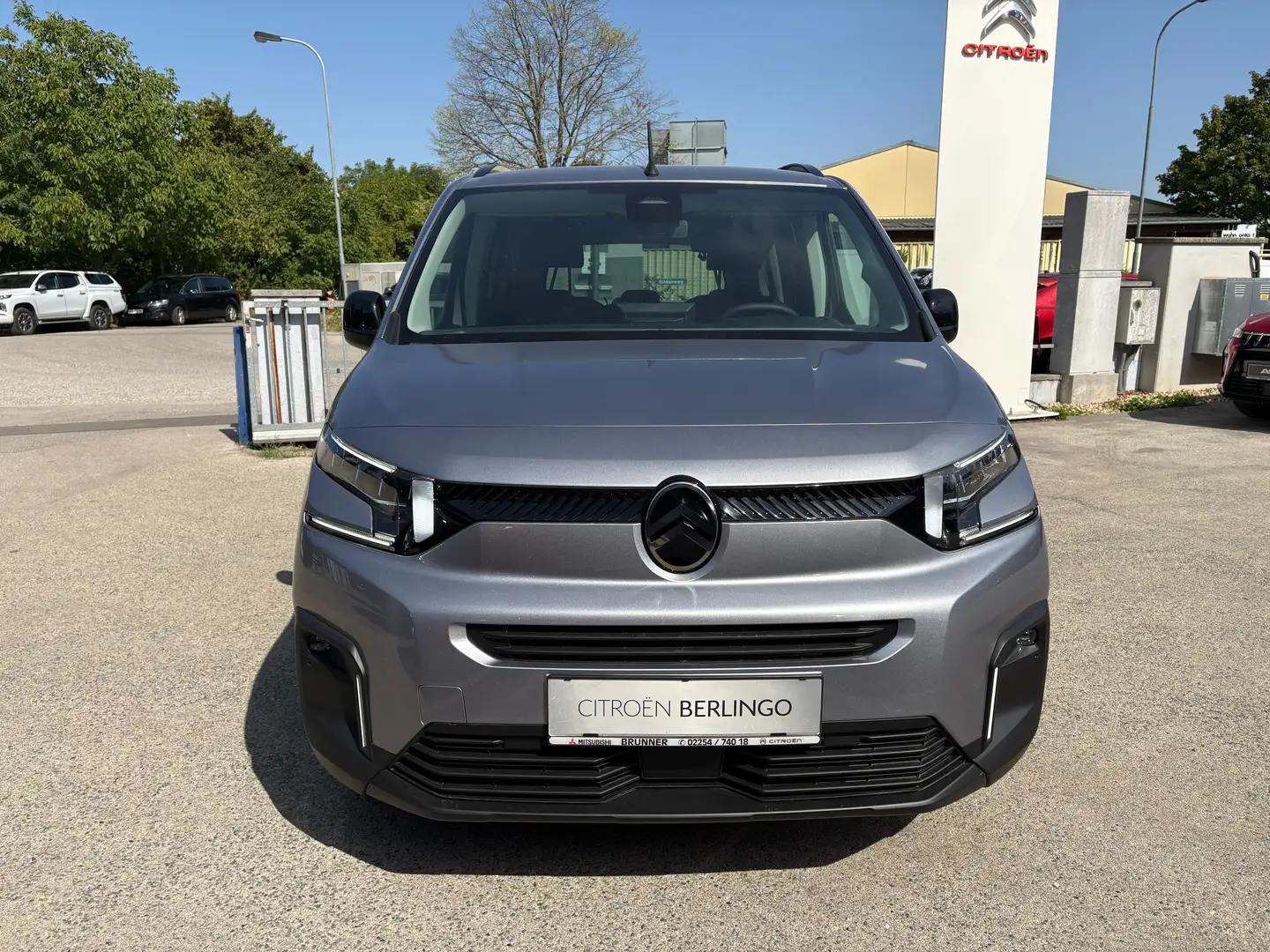 Citroen Berlingo BlueHDI 130 S&S Max XL Winter-Paket,Techno+ Paket Grau - 2
