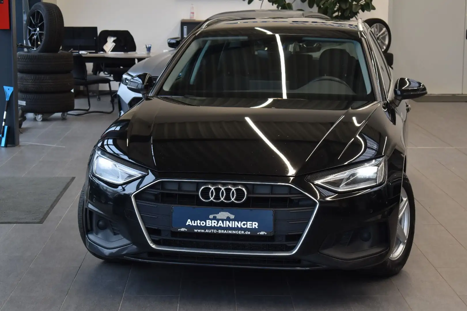 Audi A4 Avant 35TDI S-tron. LED~NaviPlus~Tempomat~SHZ Schwarz - 1
