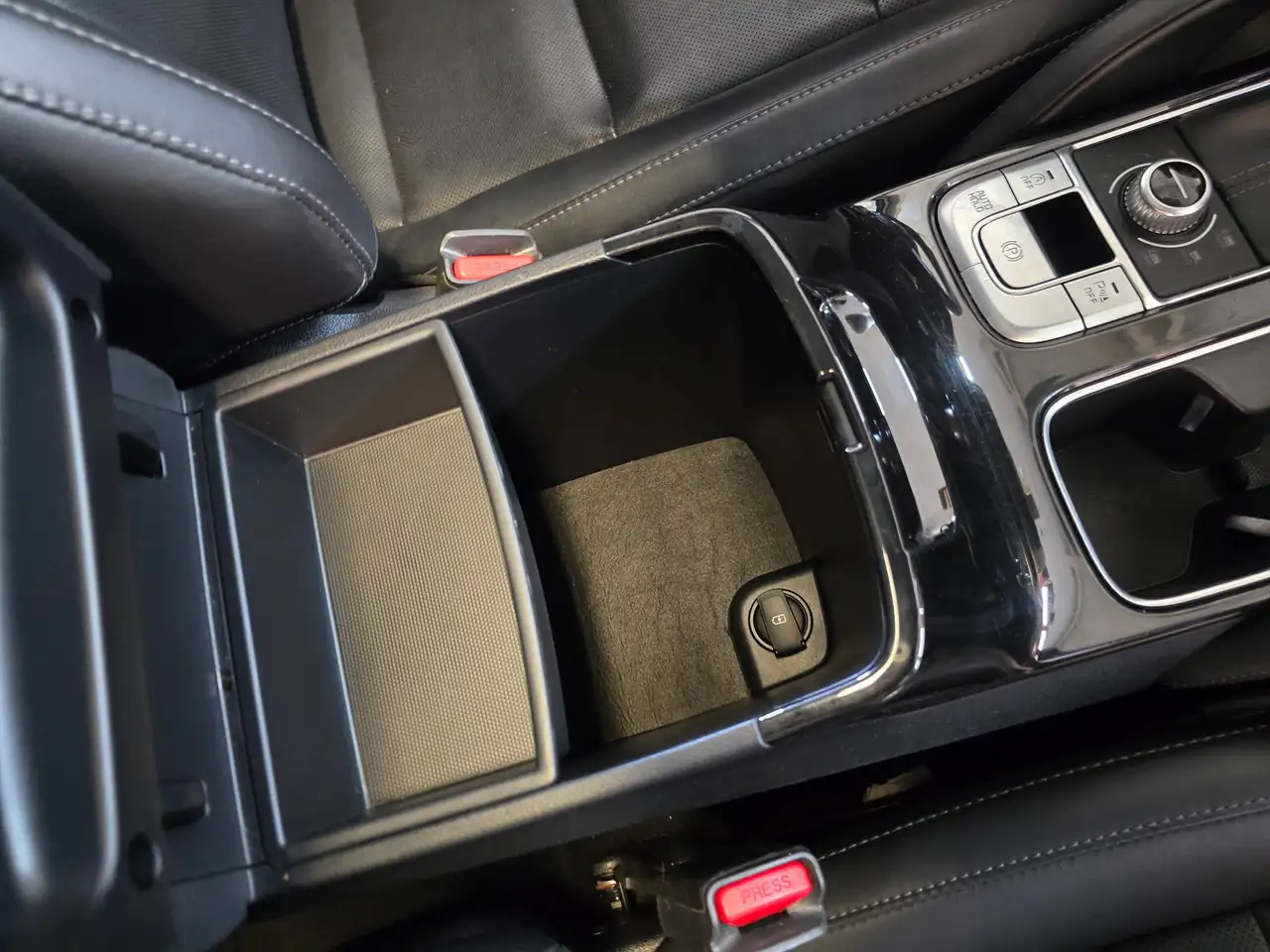 Kia Telluride photo Kia Telluride