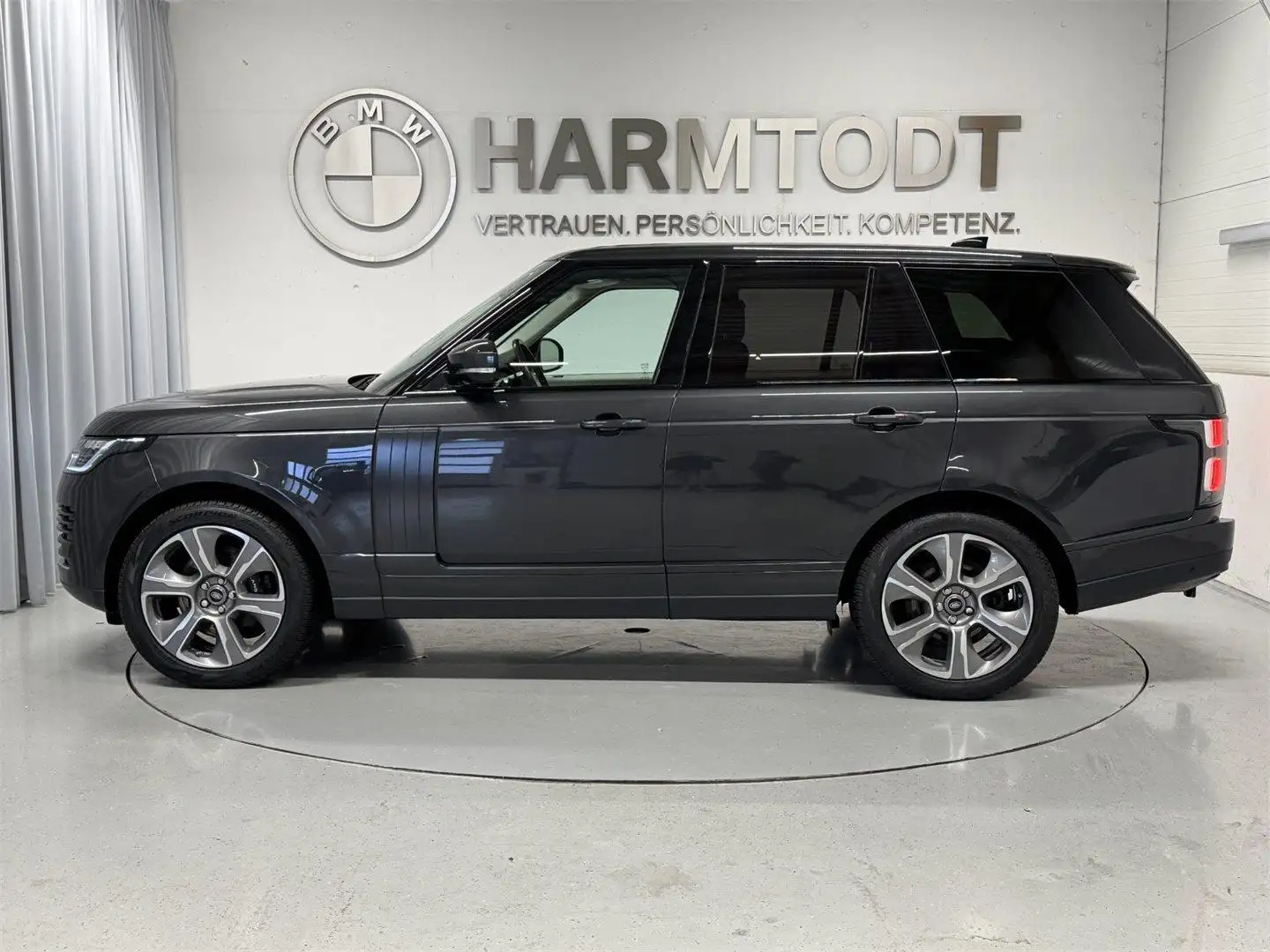 Land Rover Range Rover P400e 2.0 Si4 Vogu Gri - 2