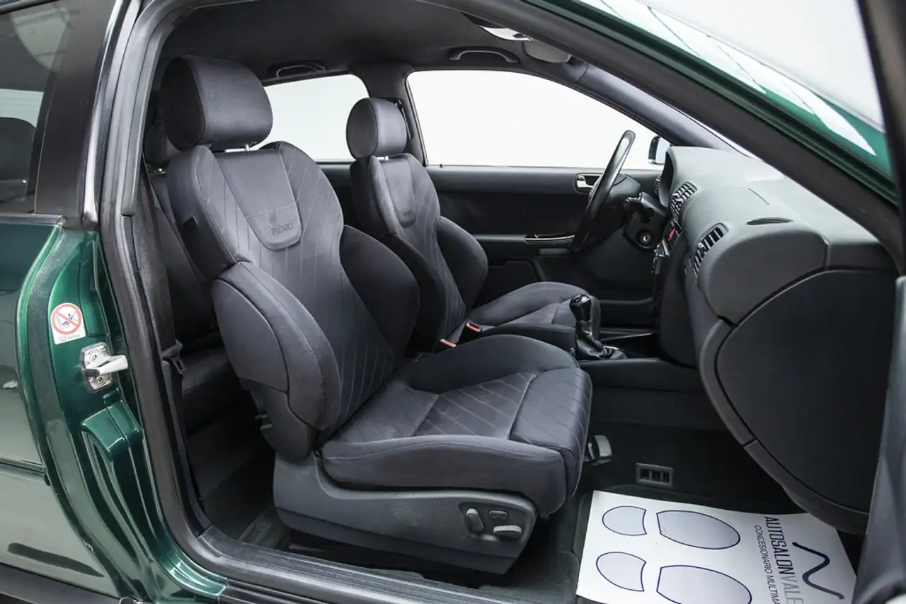 Audi S3 1.8 T quattro, foto 12