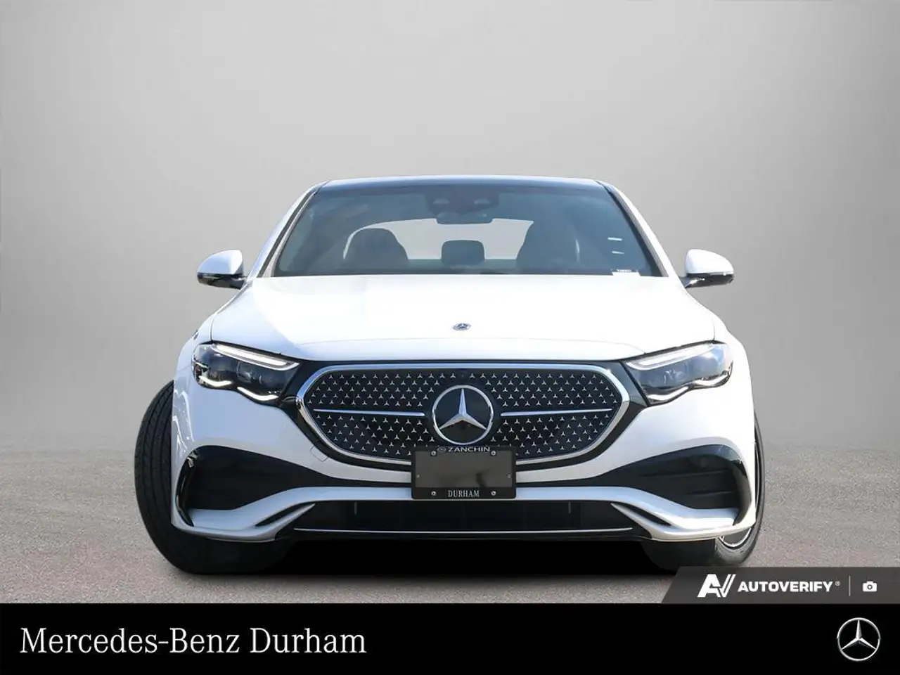 Mercedes-Benz E-Class photo Mercedes-Benz E-Class