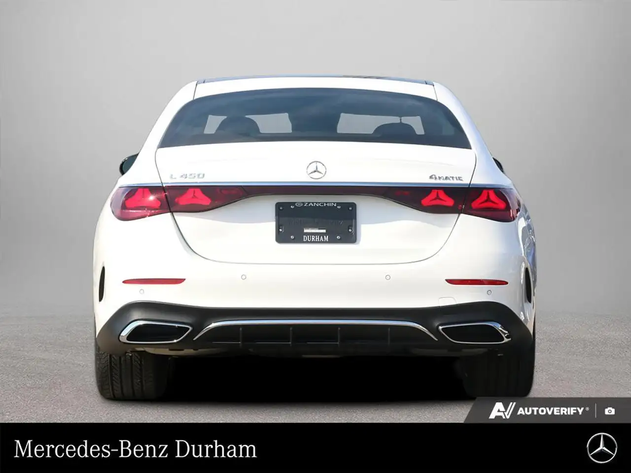 Mercedes-Benz E-Class photo Mercedes-Benz E-Class