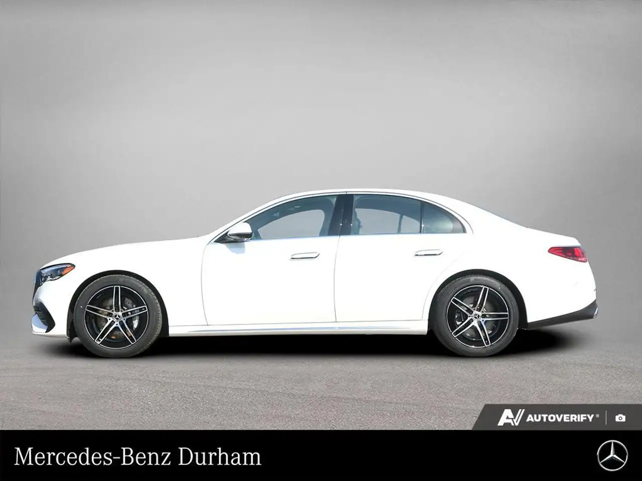 Mercedes-Benz E-Class photo Mercedes-Benz E-Class