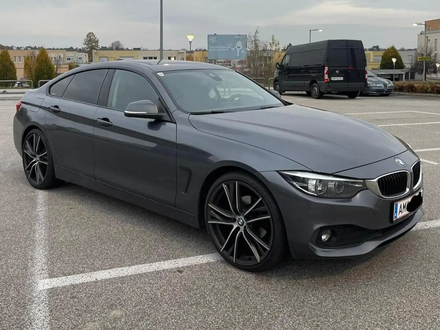 BMW 418 418d Gran Coupe Aut. Grau - 2