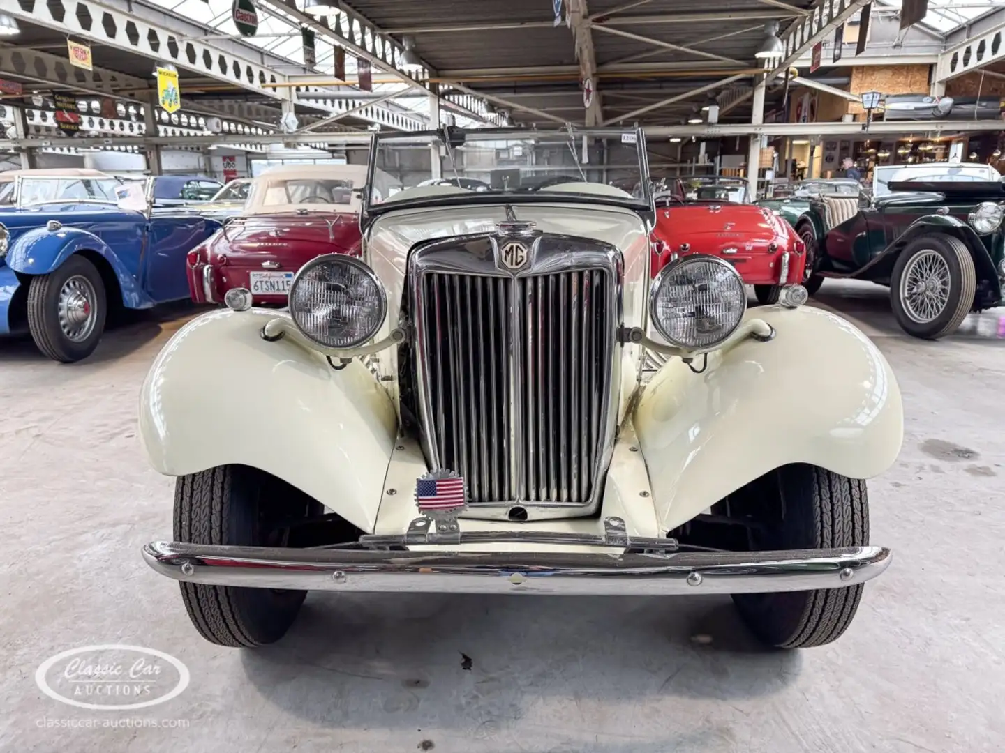 MG TD Convertible  - ONLINE AUCTION Wit - 2