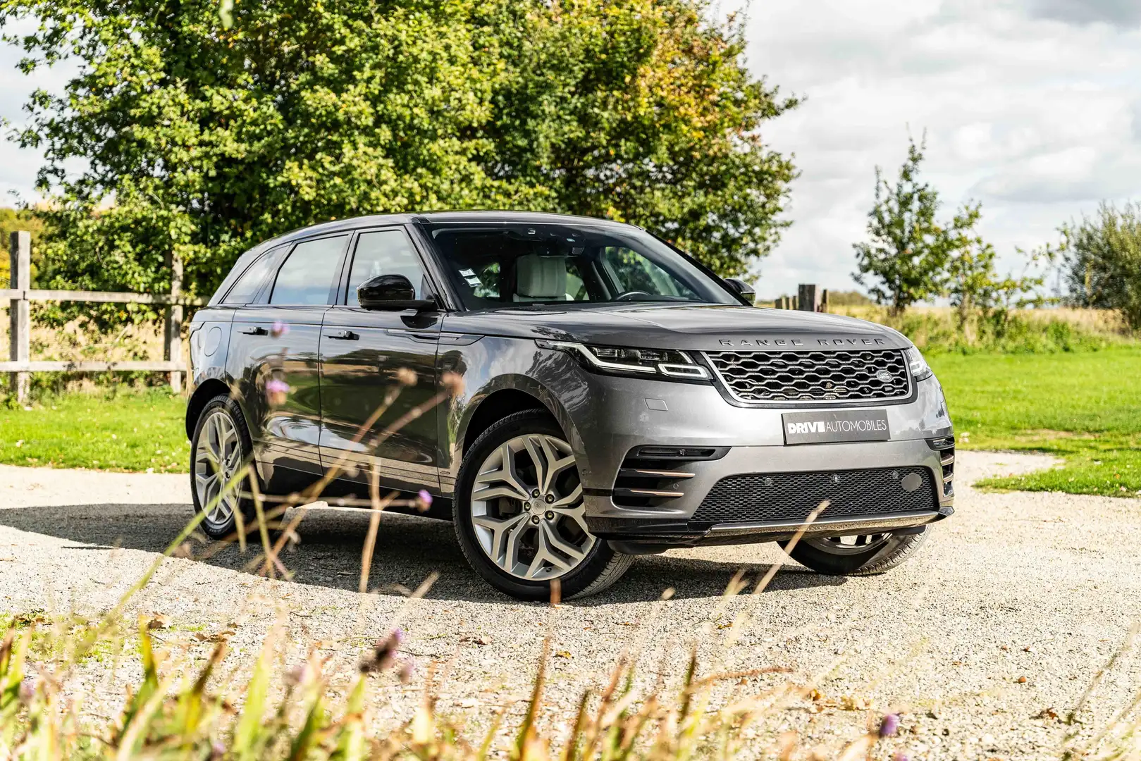 Land Rover Range Rover Velar Range Rover Velar 3.0L D300 BVA HSE R-Dynamic Gris - 1