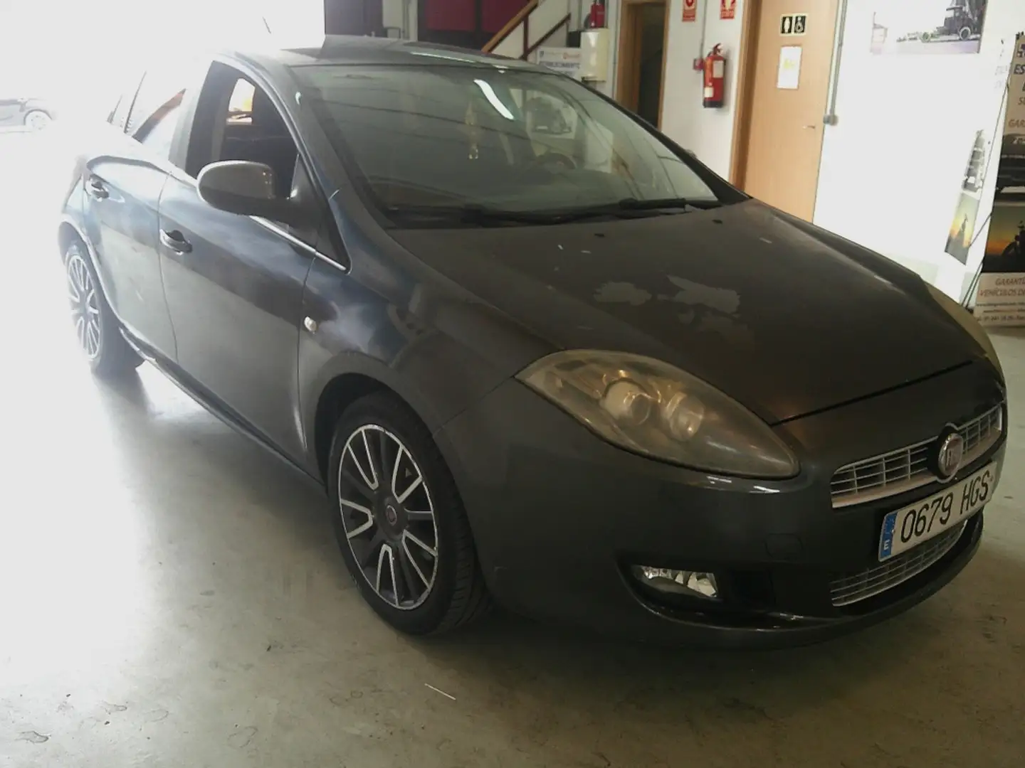 Fiat Bravo 1.6Mjt Dynamic Gris - 2