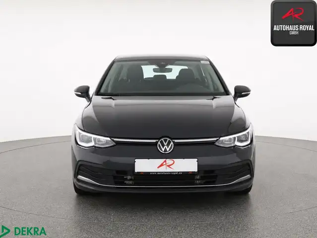 Volkswagen Golf view 8