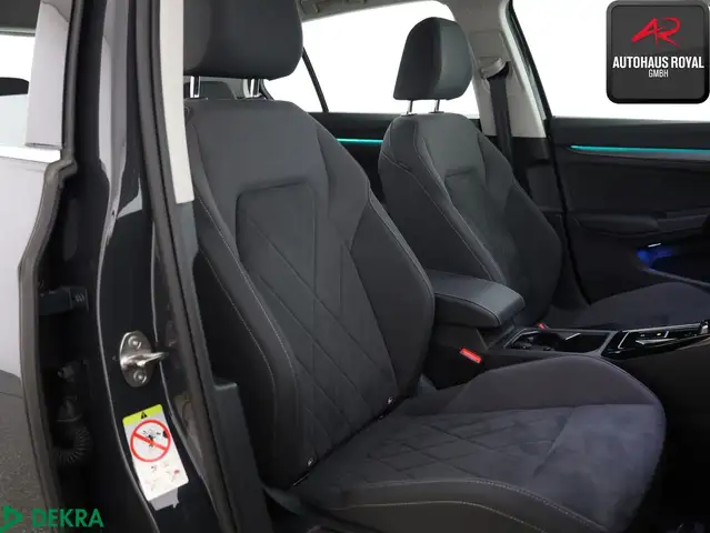 Volkswagen Golf view 11