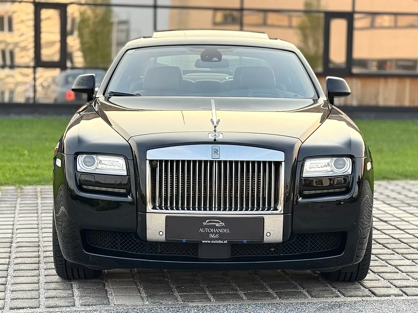 Rolls-Royce Ghost V12*STAR ROOF, FOND, ASSISTENTEN, MASSAGE, KAMERA* Noir - 2