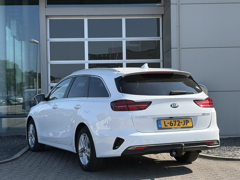 Kia Ceed SW / cee'd SW Sportswagon 1.0 T-GDi MHEV DynamicPlusLine I Trekh — photo 7