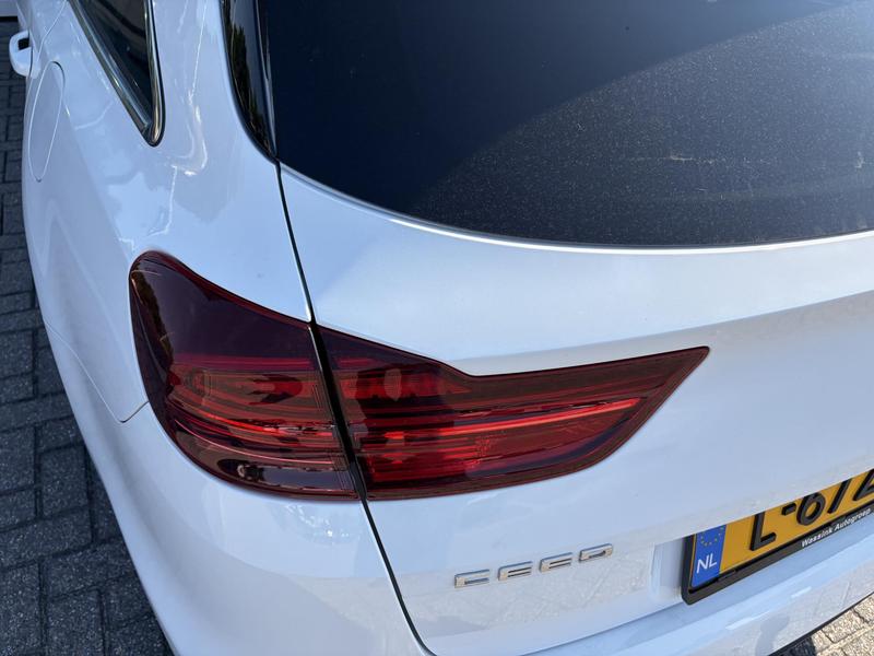 Kia Ceed SW / cee'd SW Sportswagon 1.0 T-GDi MHEV DynamicPlusLine I Trekh — photo 13